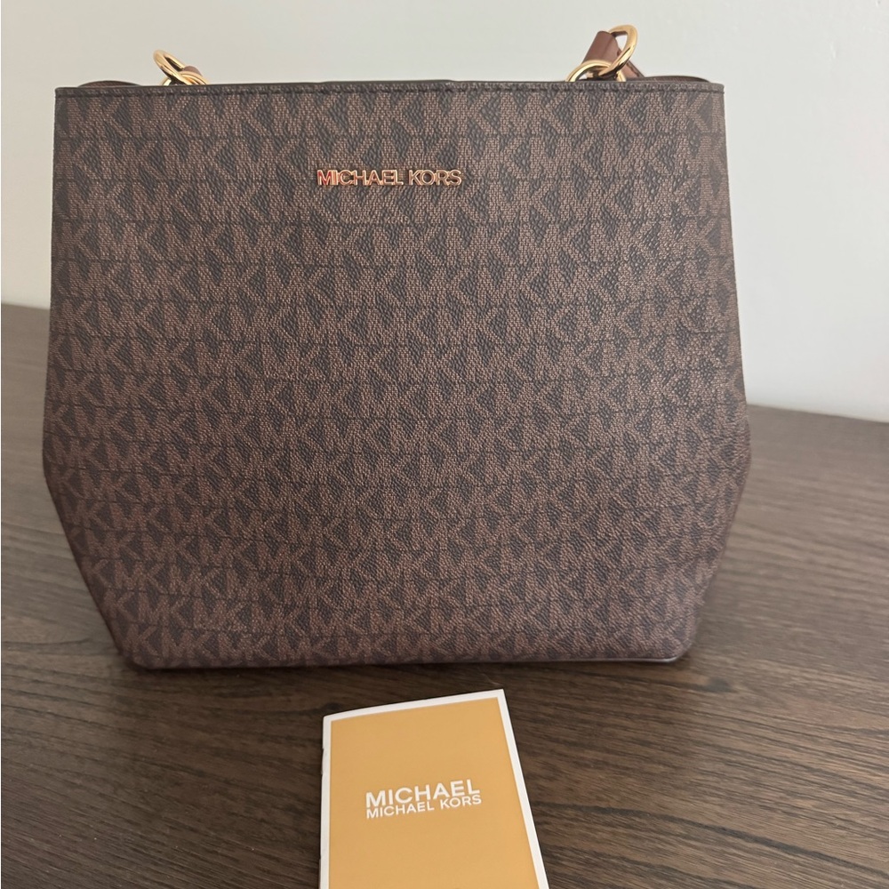 Michael Kors Pratt medium brown signature logo shoulder bag - Picture 12 of 12